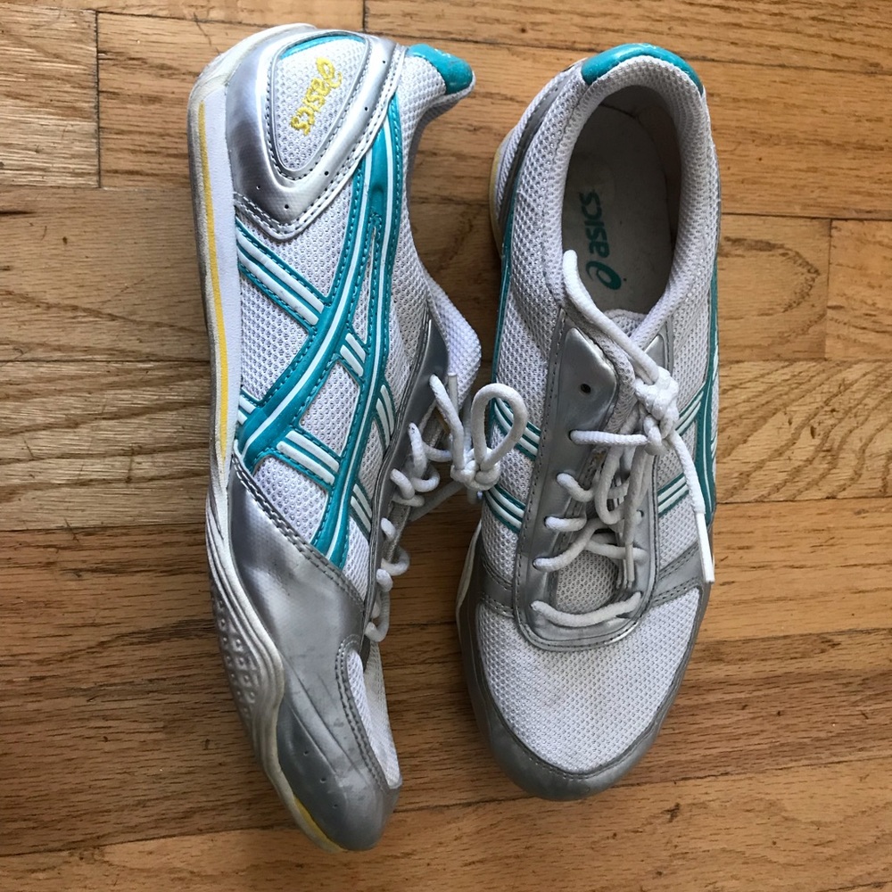 Asics women’s shoes 7.5 white silver teal